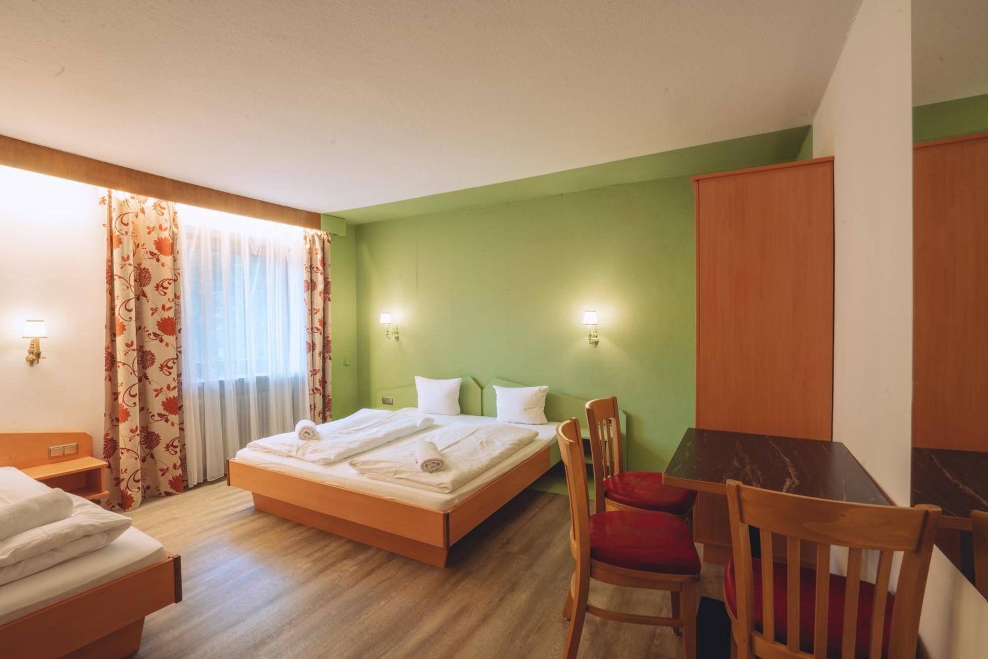 Philipop-Up Hostel Scharnitz Dış mekan fotoğraf